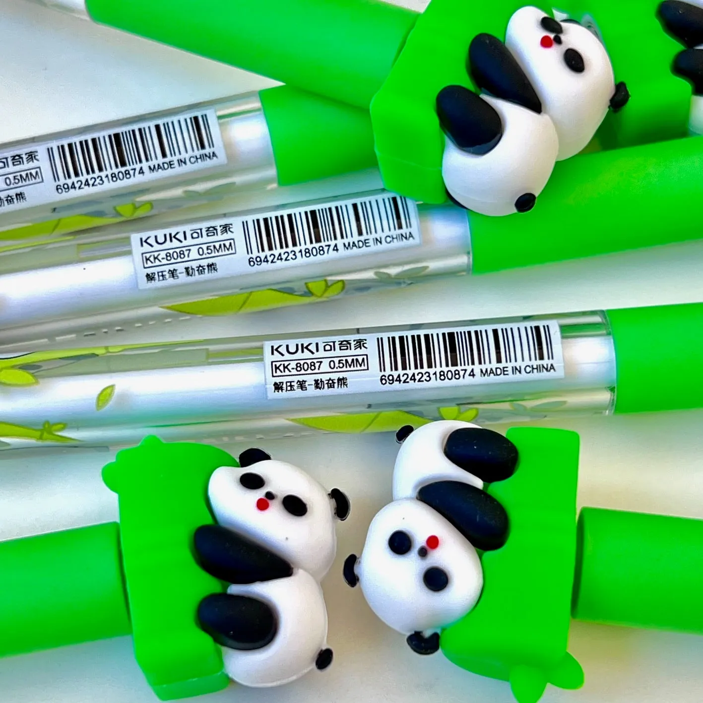 226322 PANDA SPINNING GEL PEN-26