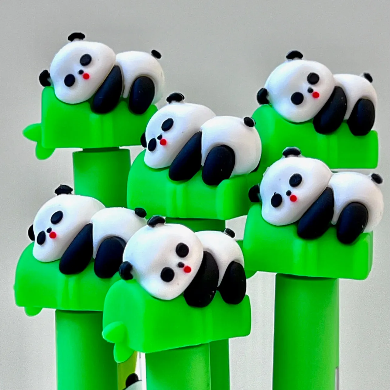 226322 PANDA SPINNING GEL PEN-26